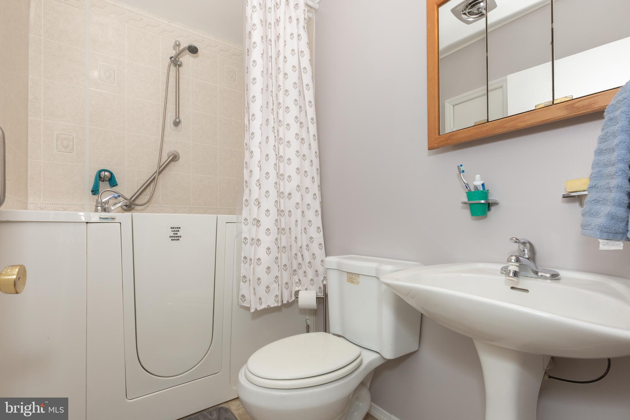 TOLLGATE - Residential