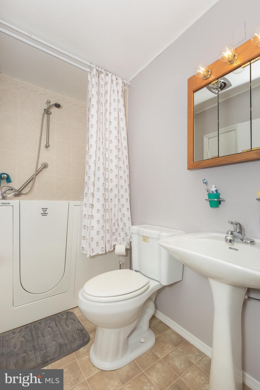 TOLLGATE - Residential