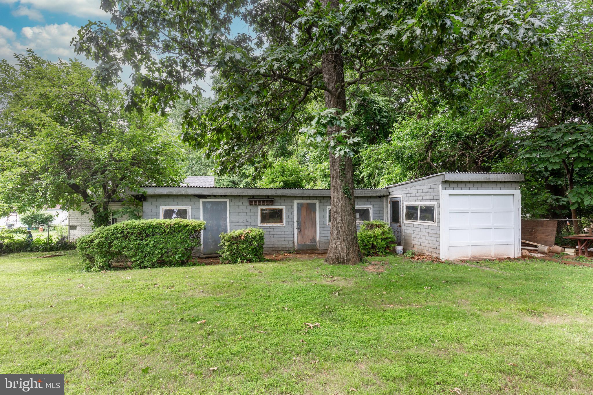 TOLLGATE - Residential
