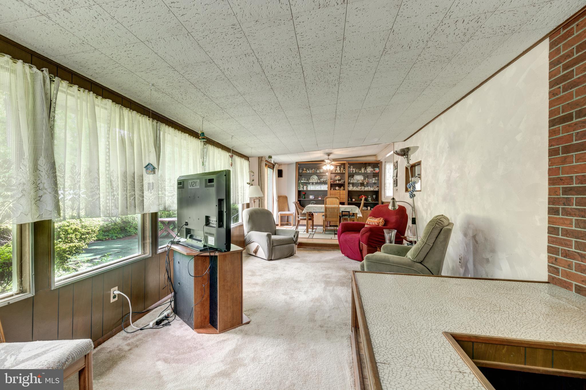 TOLLGATE - Residential