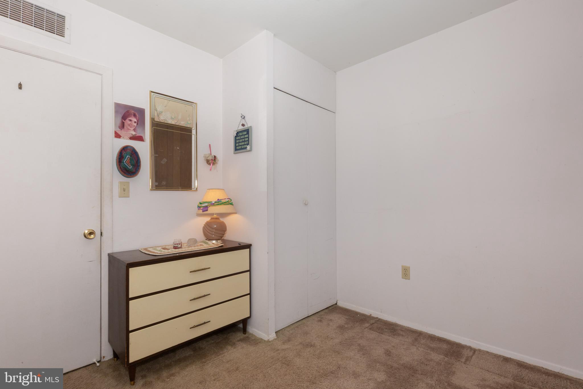 TOLLGATE - Residential