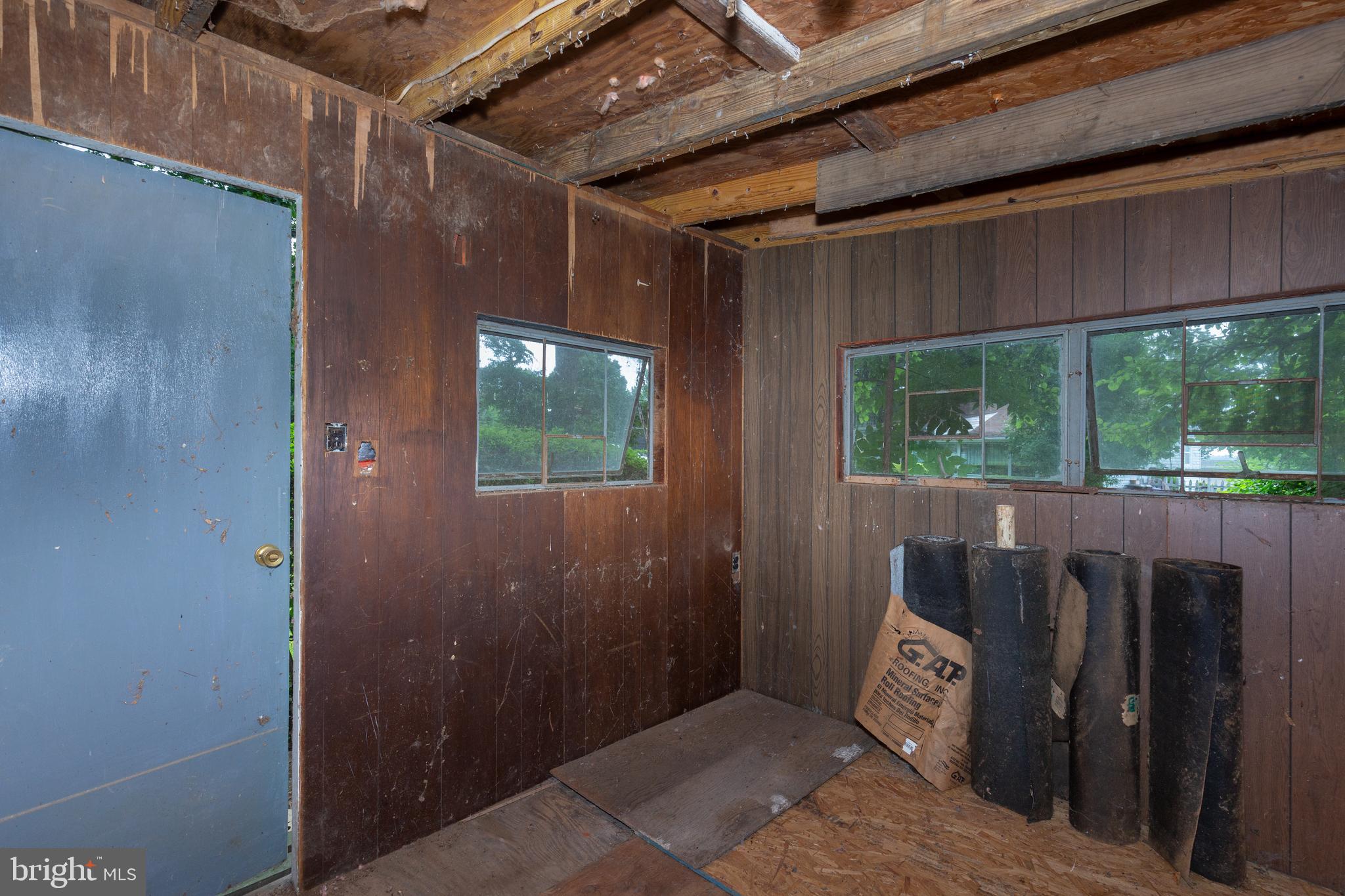 TOLLGATE - Residential