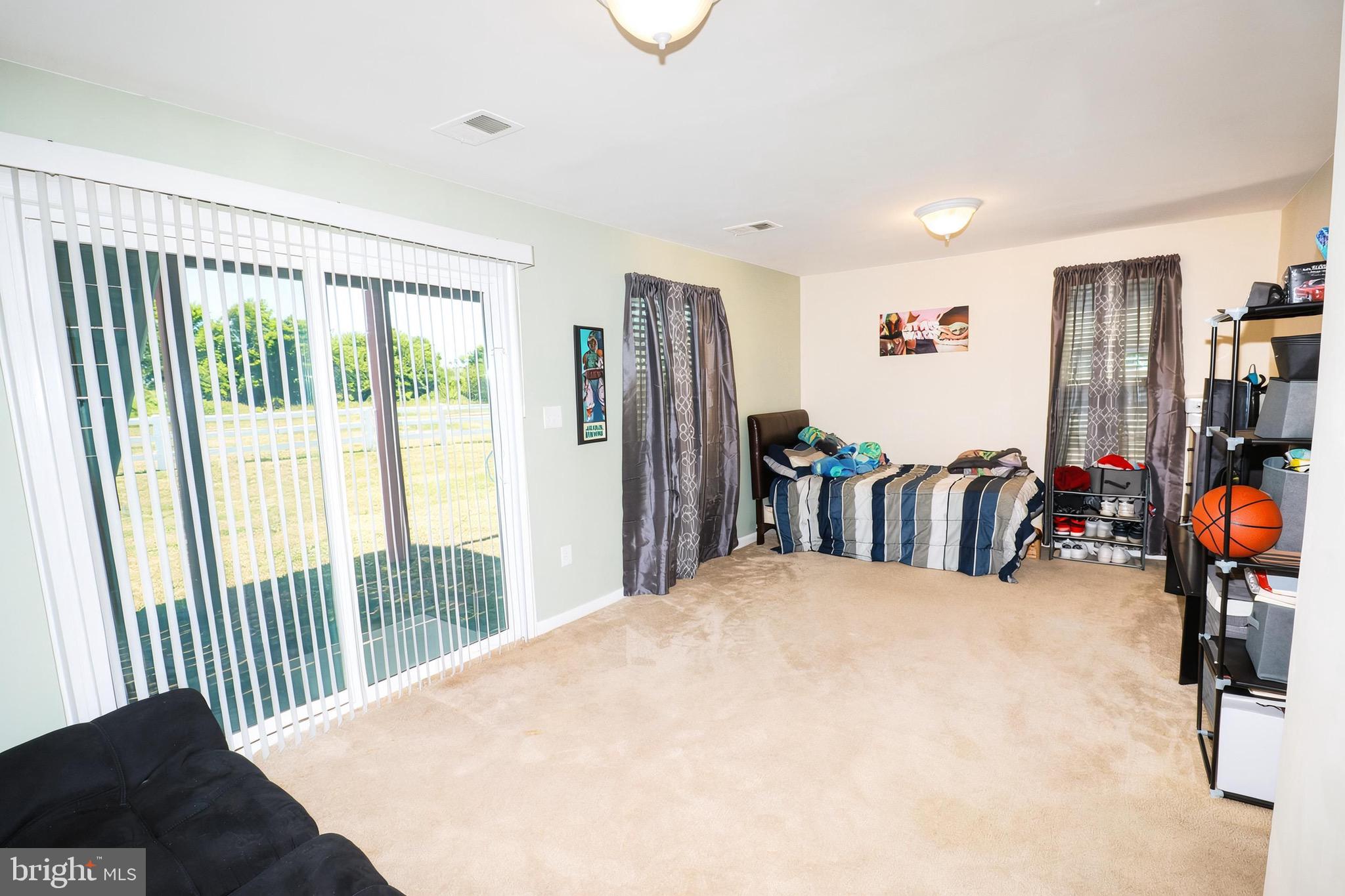 WORTHINGTON - Residential