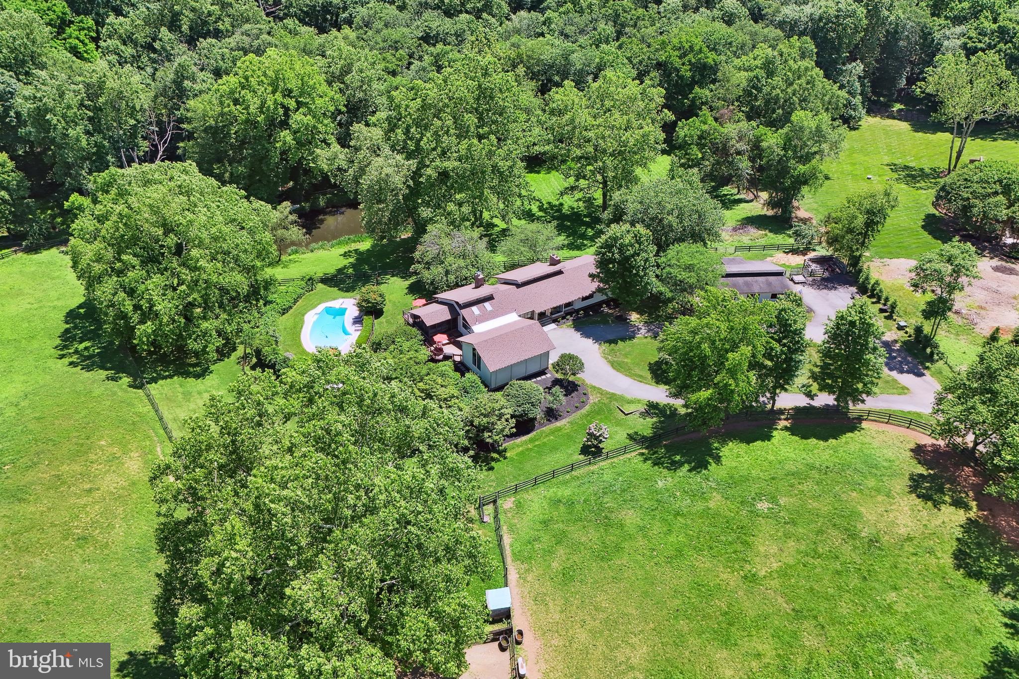 CORNWELL FARM - Residential