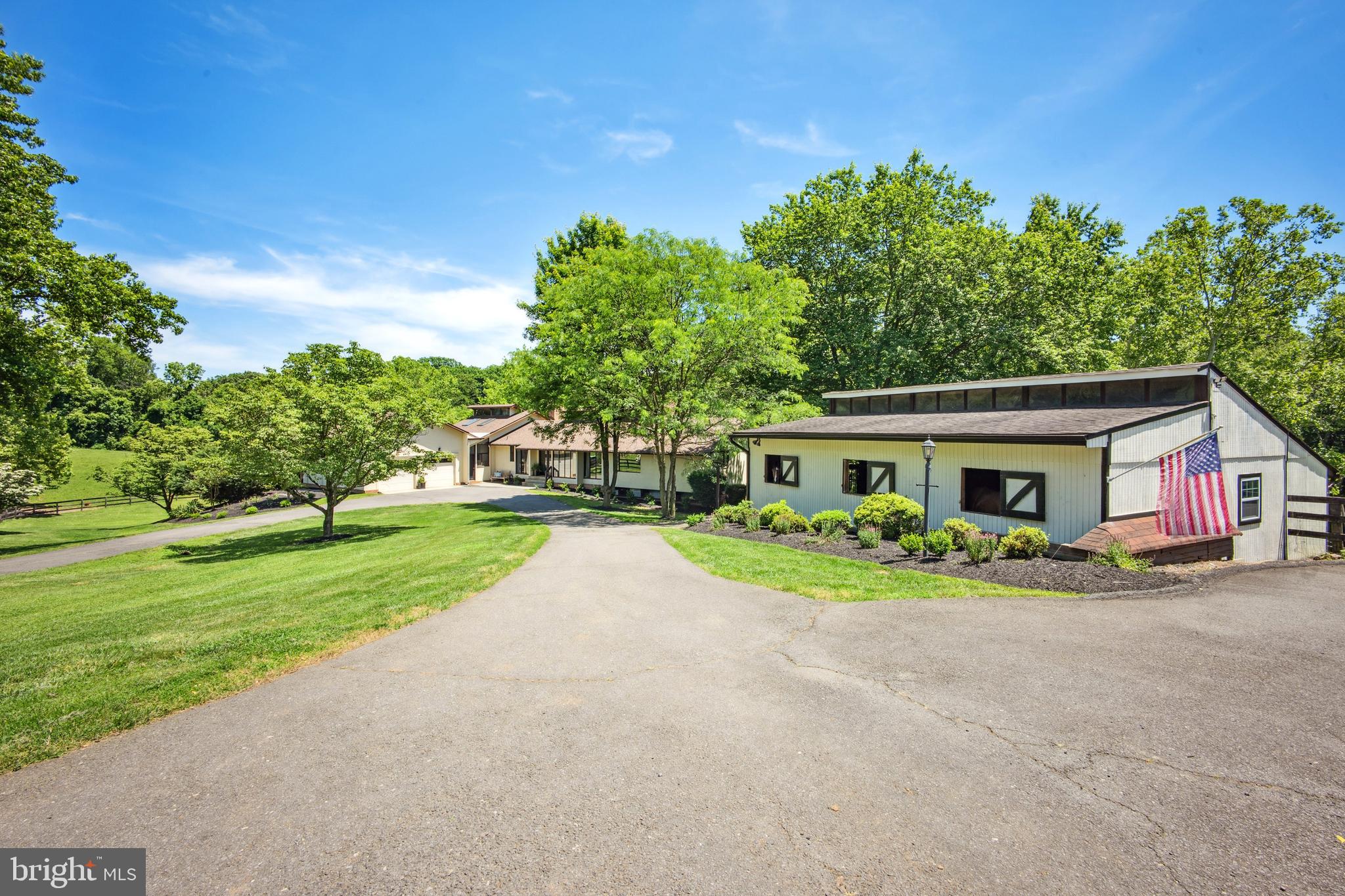CORNWELL FARM - Residential