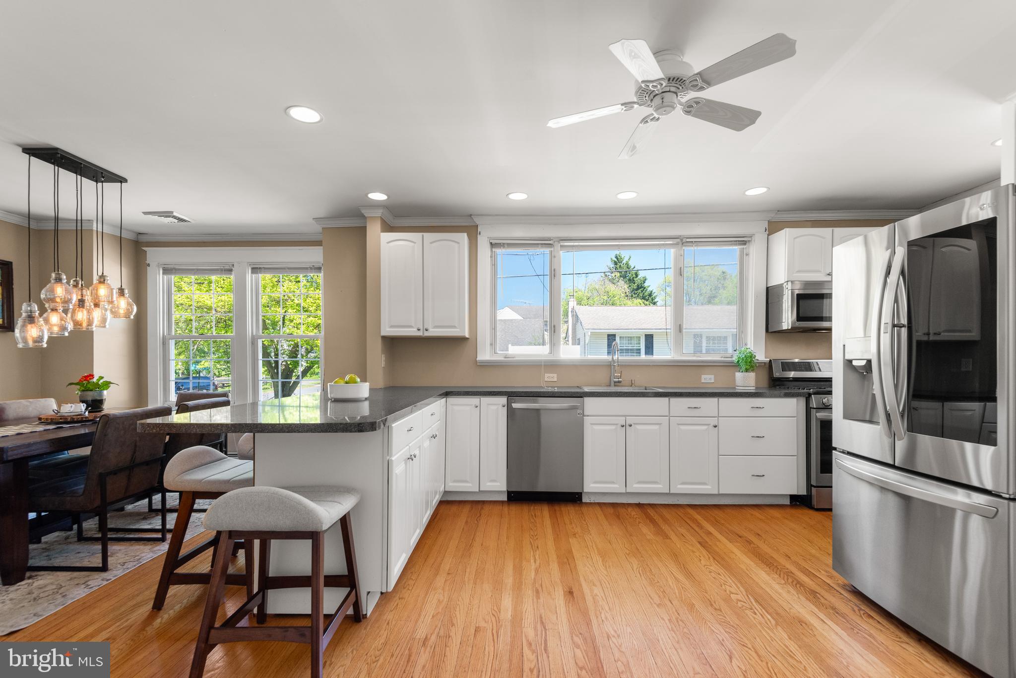 NEWTOWN SQ - Residential