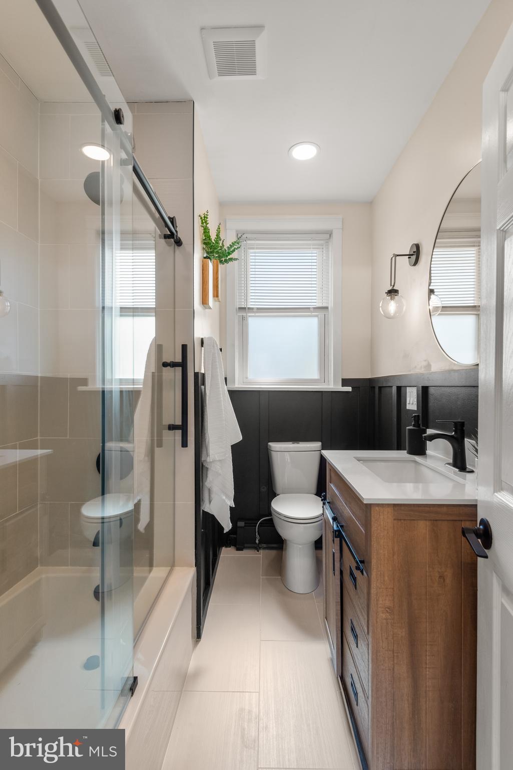 NEWTOWN SQ - Residential