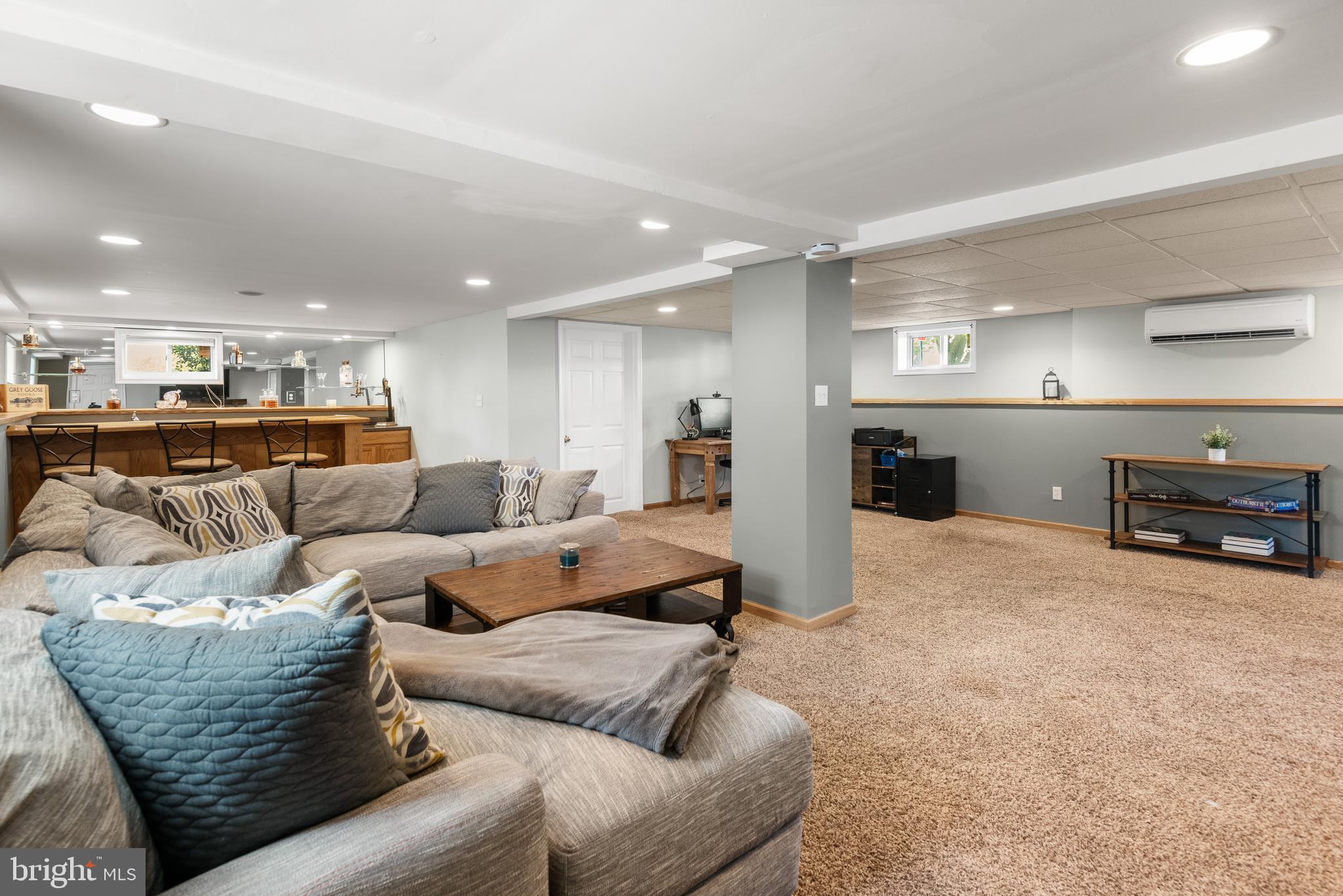 NEWTOWN SQ - Residential