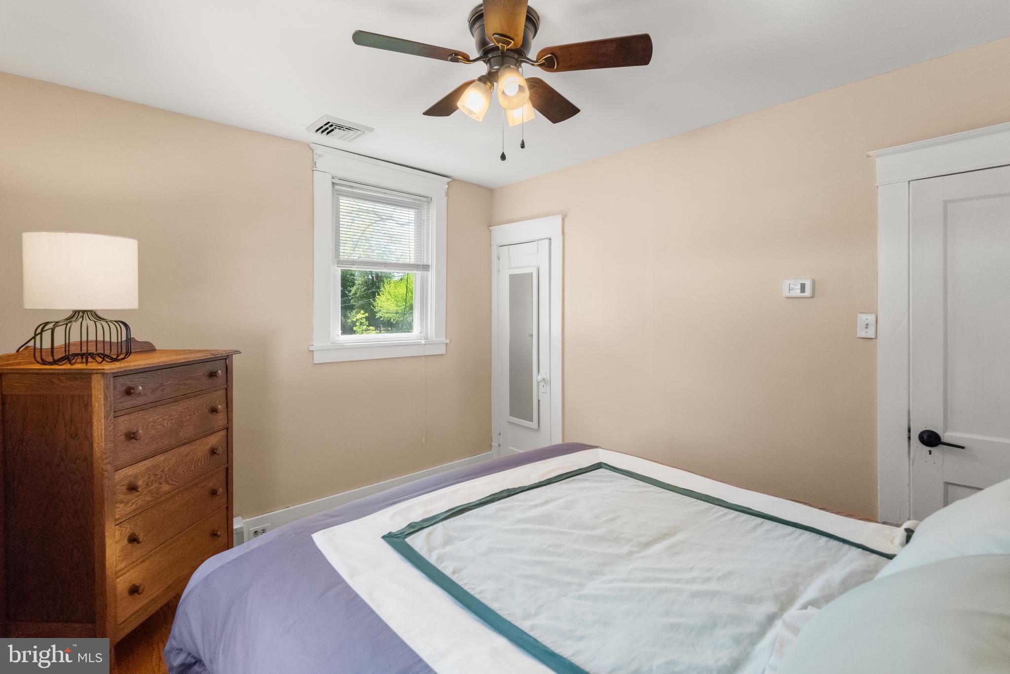 NEWTOWN SQ - Residential