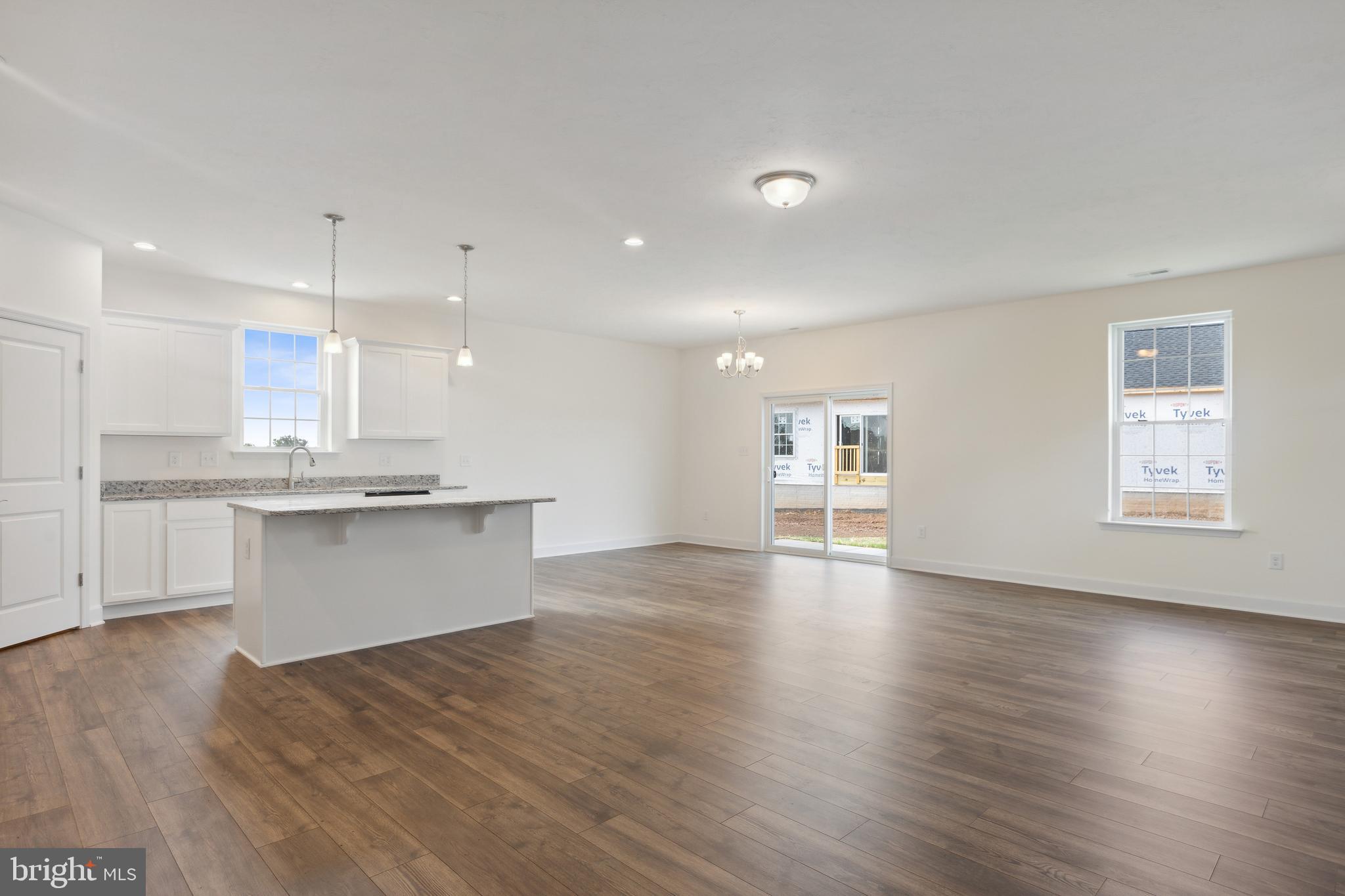 CUMBERLAND VILLAGE - Residential