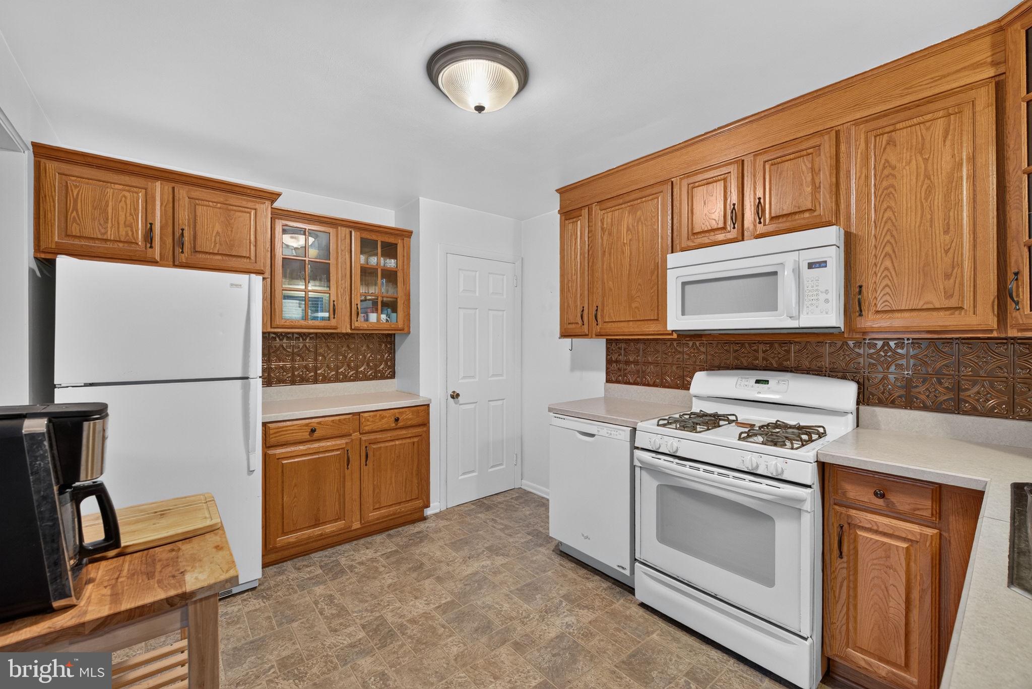 SUTTER VILLAGE - Residential