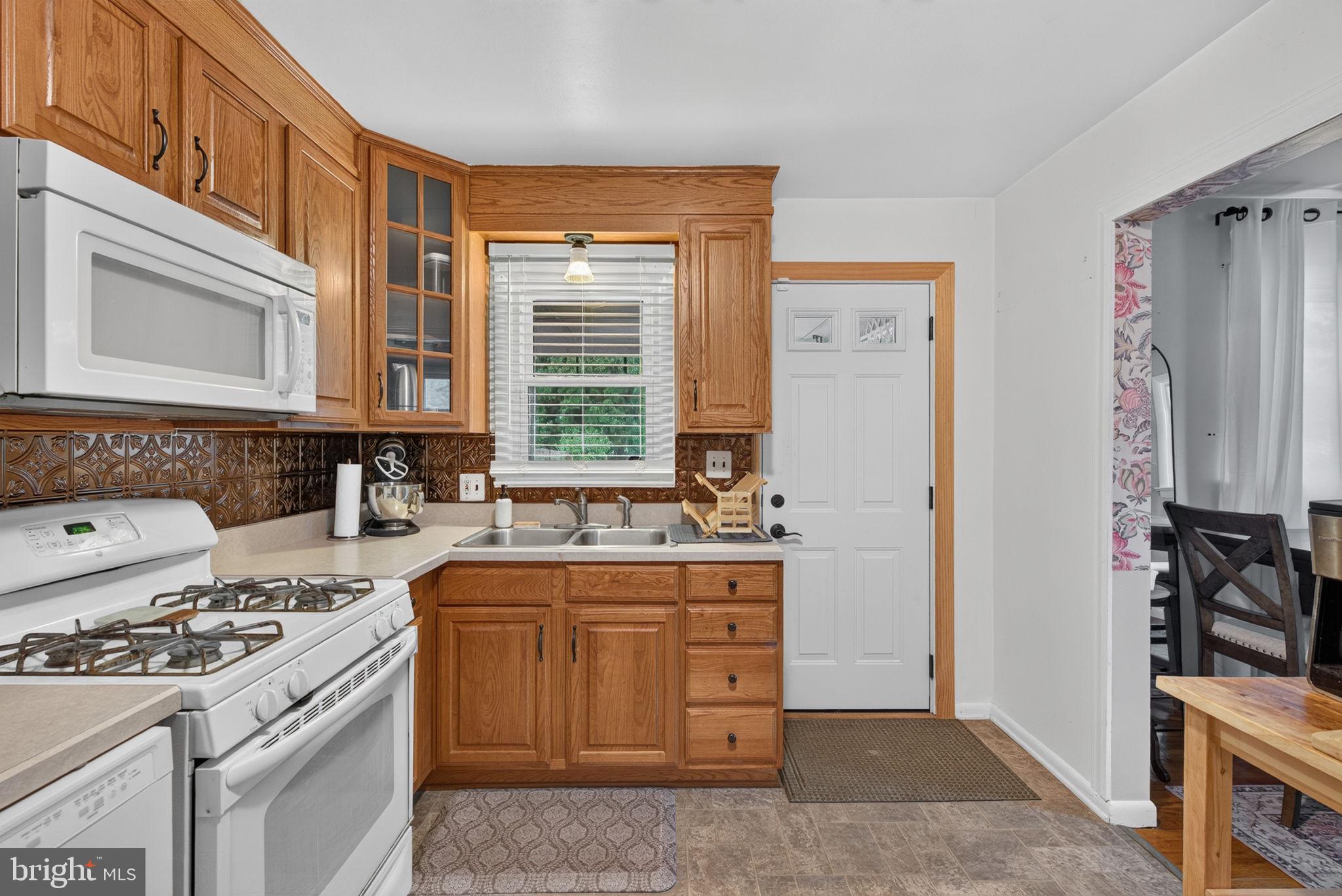 SUTTER VILLAGE - Residential