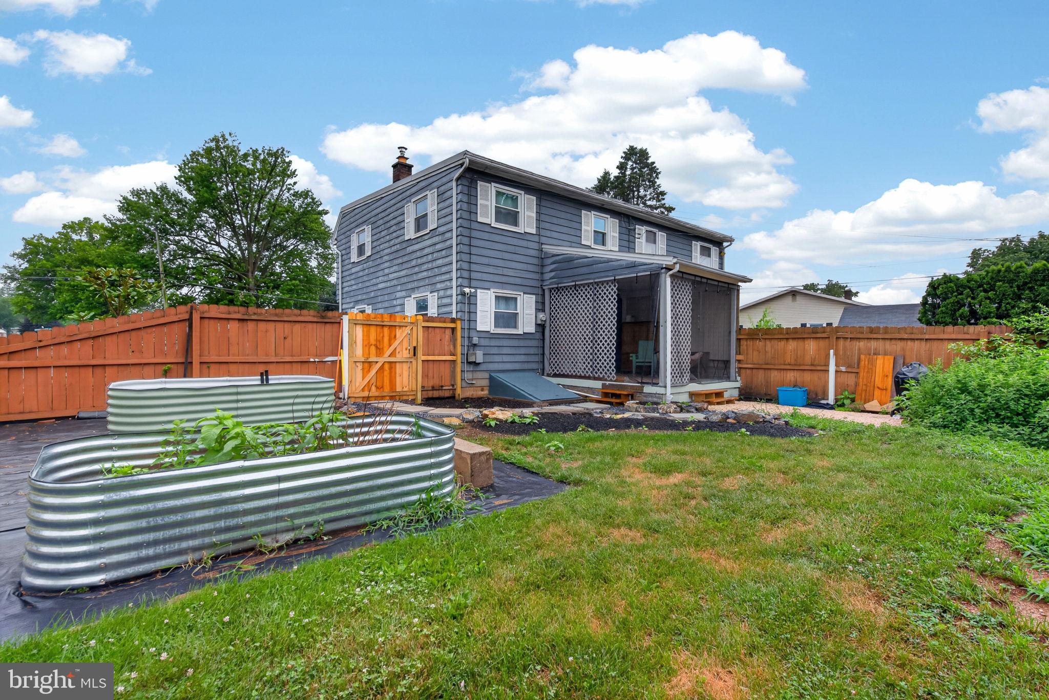 SUTTER VILLAGE - Residential