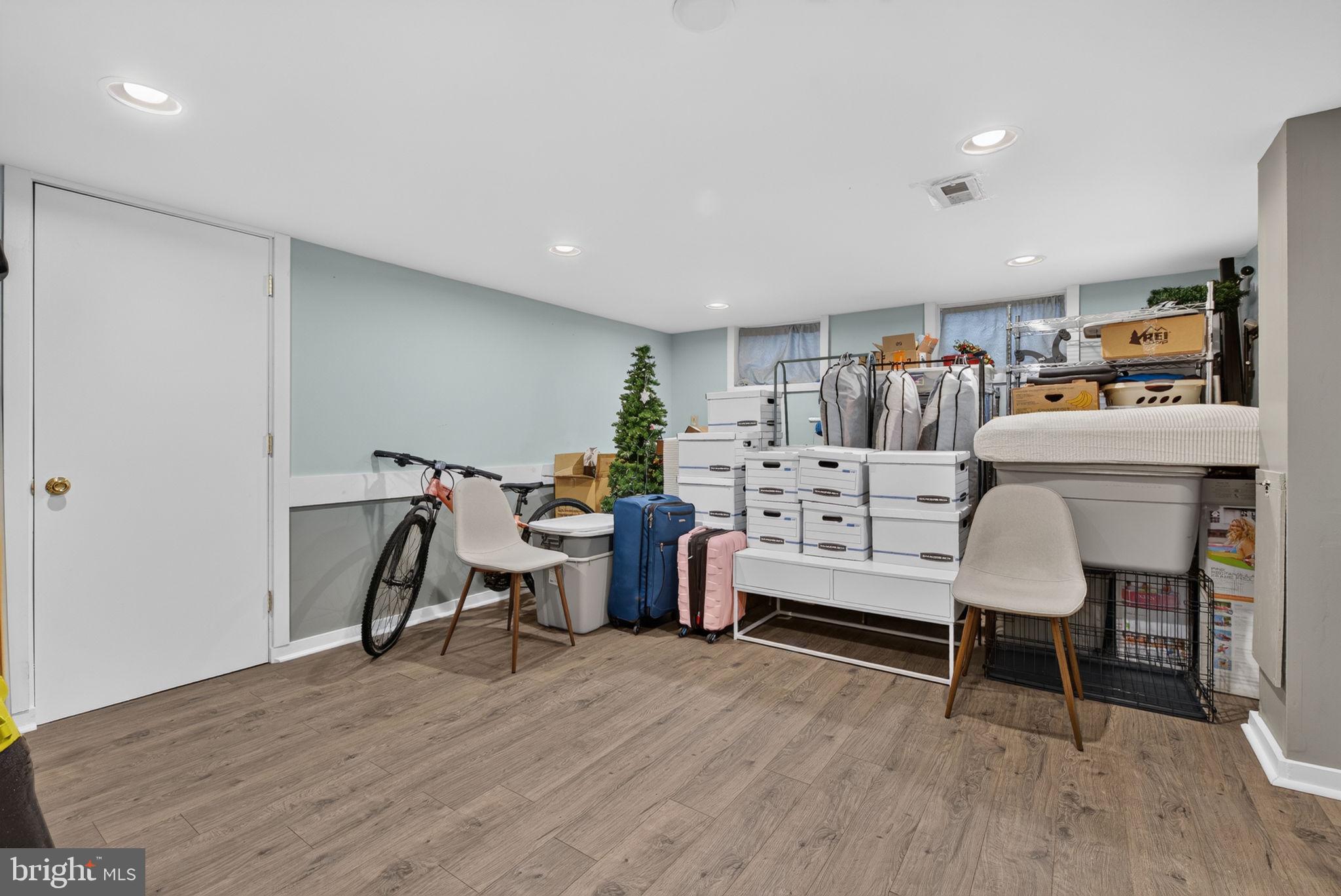 SUTTER VILLAGE - Residential