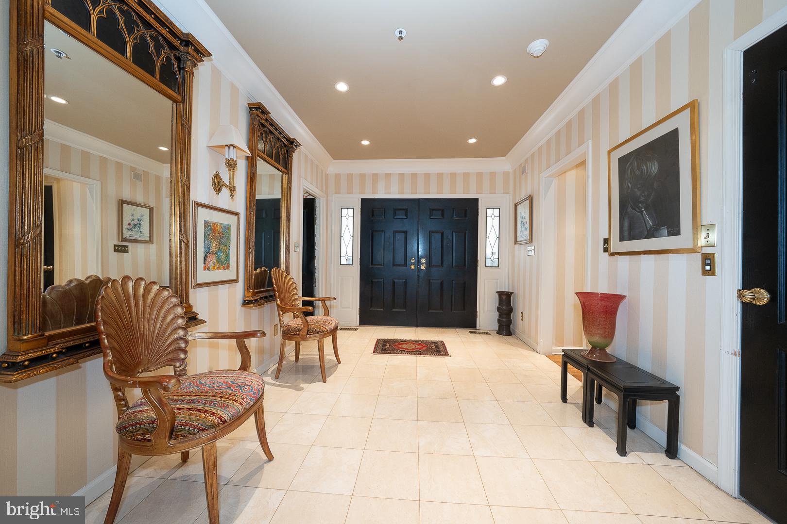 HILLGATE - Residential