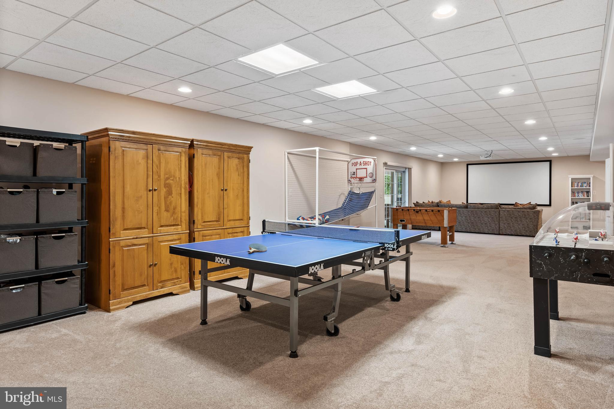 WOLFE POINTE - Residential