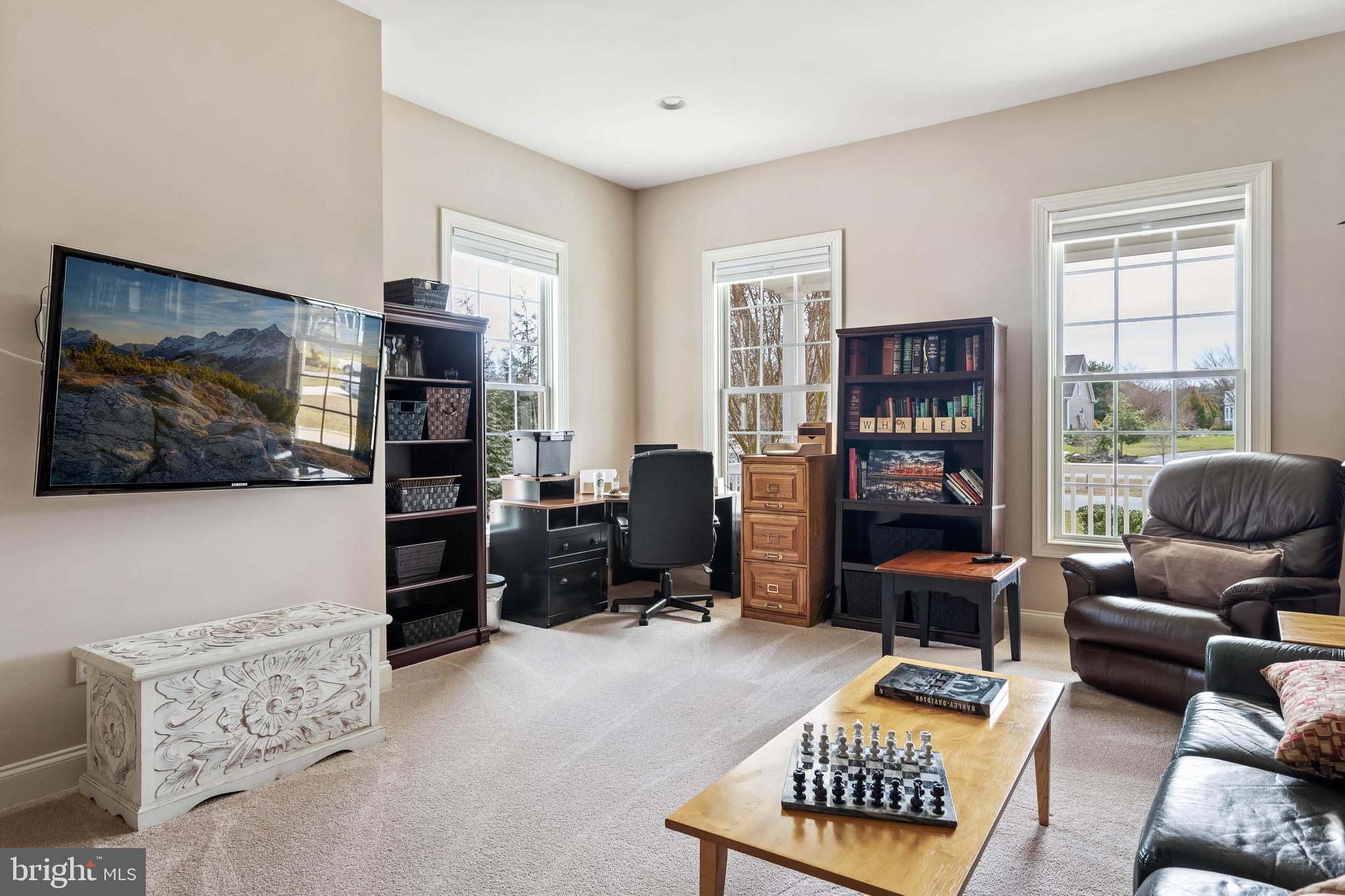 WOLFE POINTE - Residential