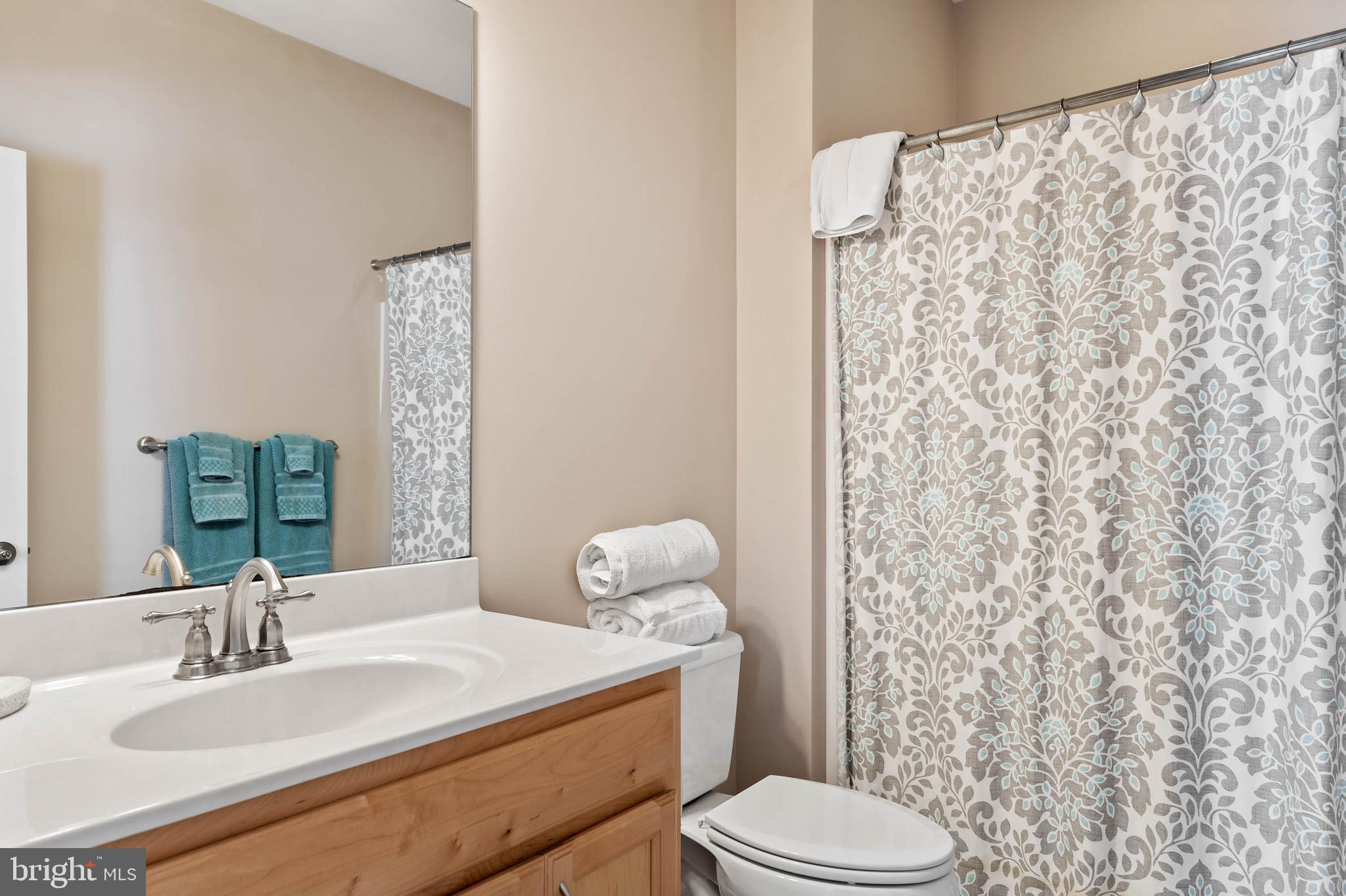 WOLFE POINTE - Residential
