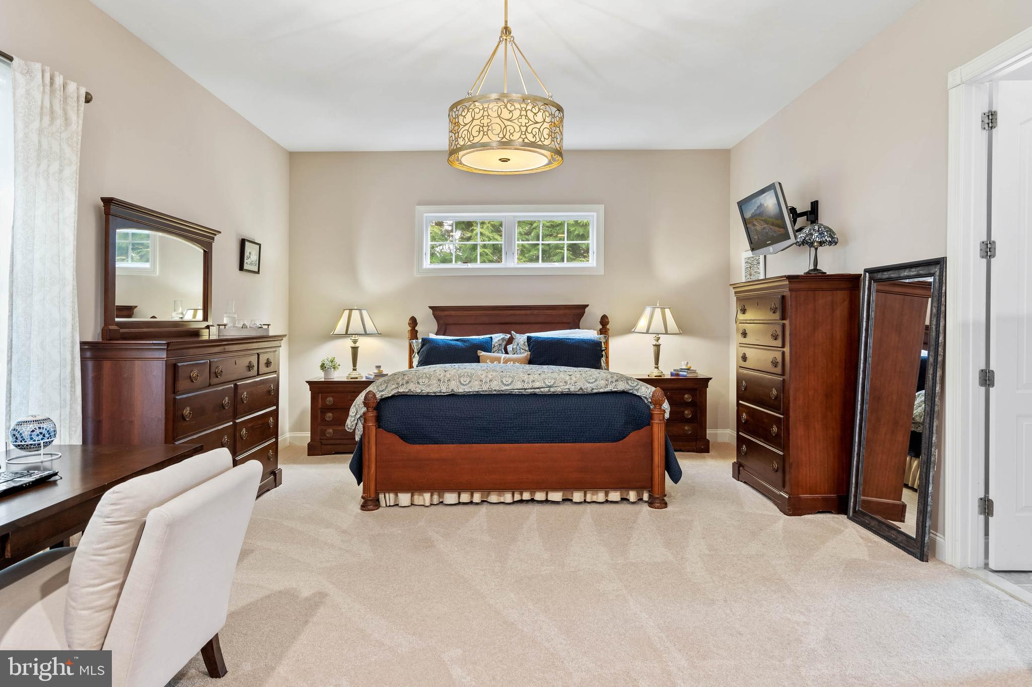 WOLFE POINTE - Residential