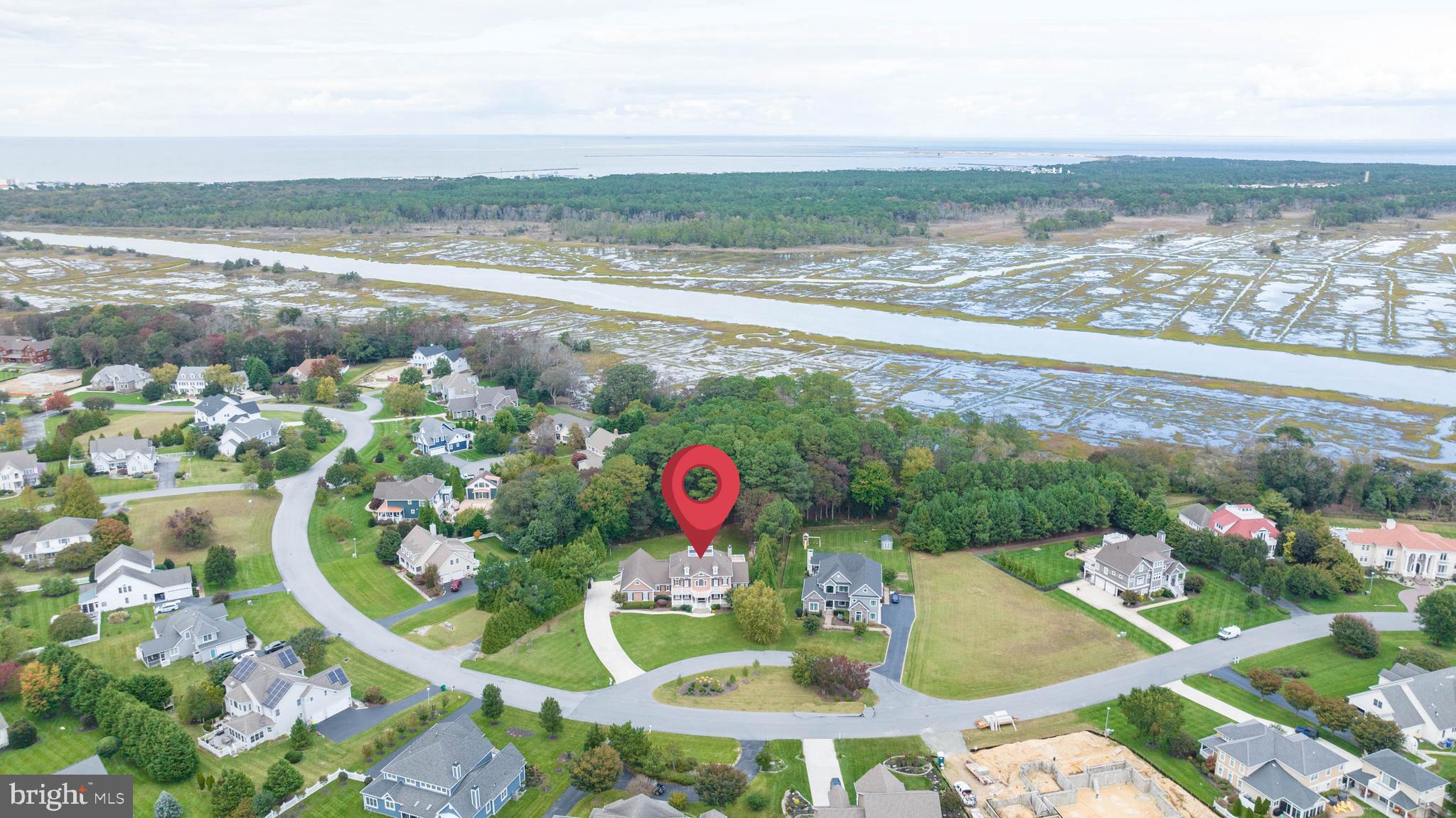 WOLFE POINTE - Residential