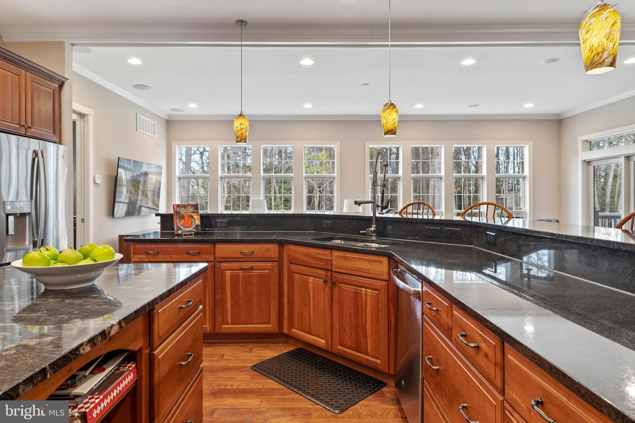 WOLFE POINTE - Residential