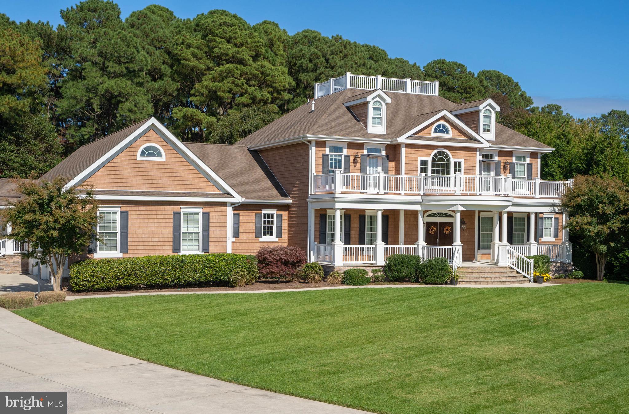 WOLFE POINTE - Residential