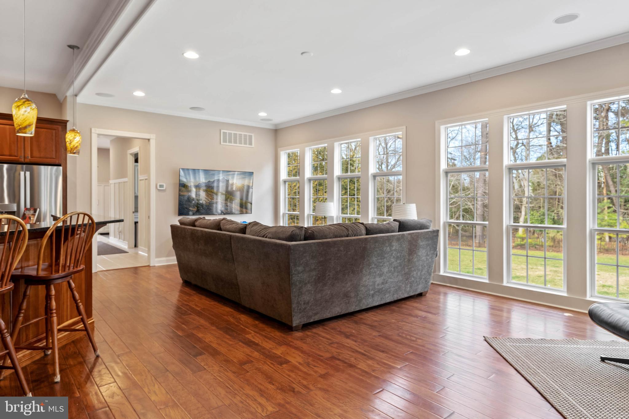 WOLFE POINTE - Residential