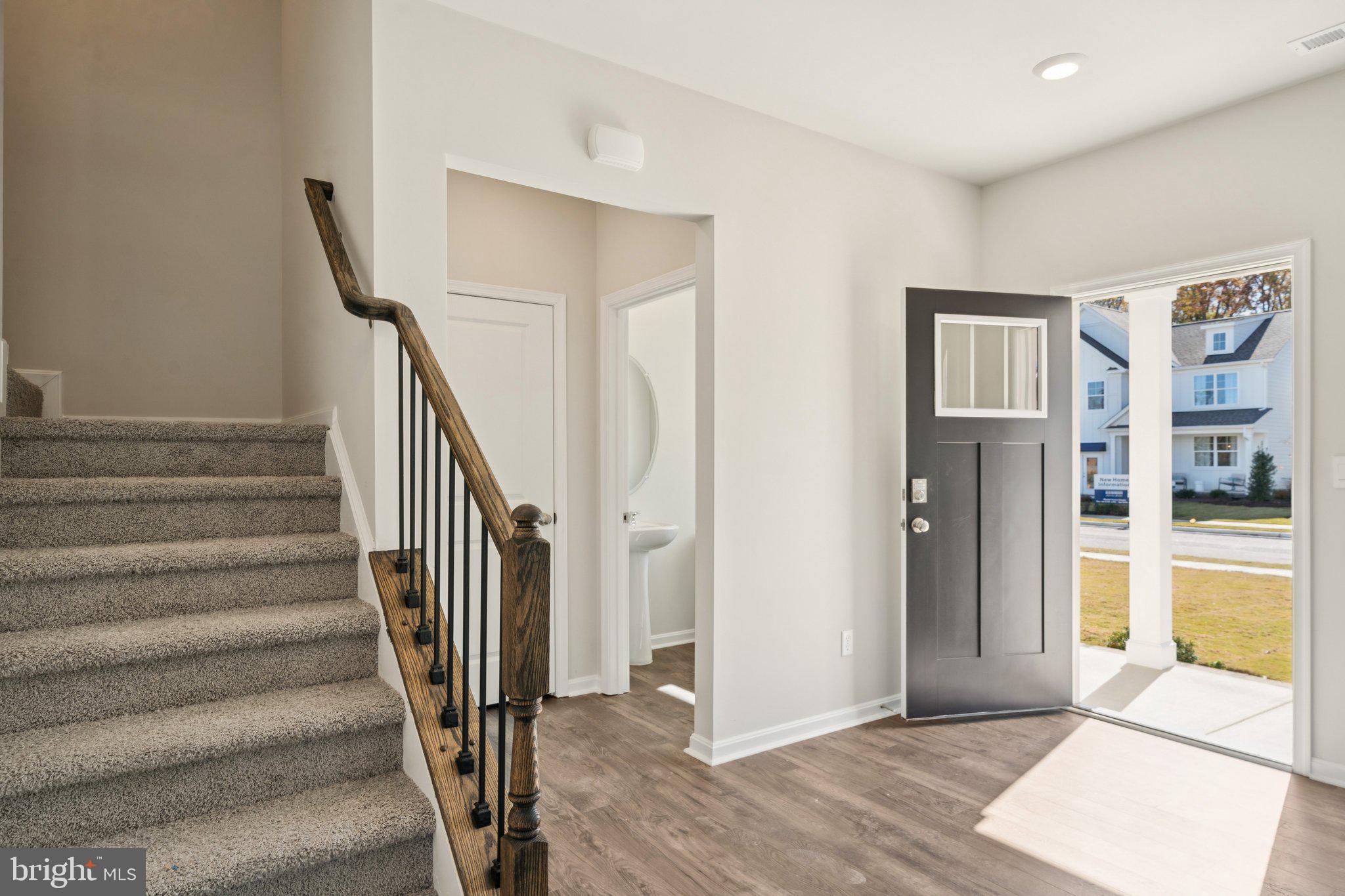 LADYSMITH VILLAGE - Residential