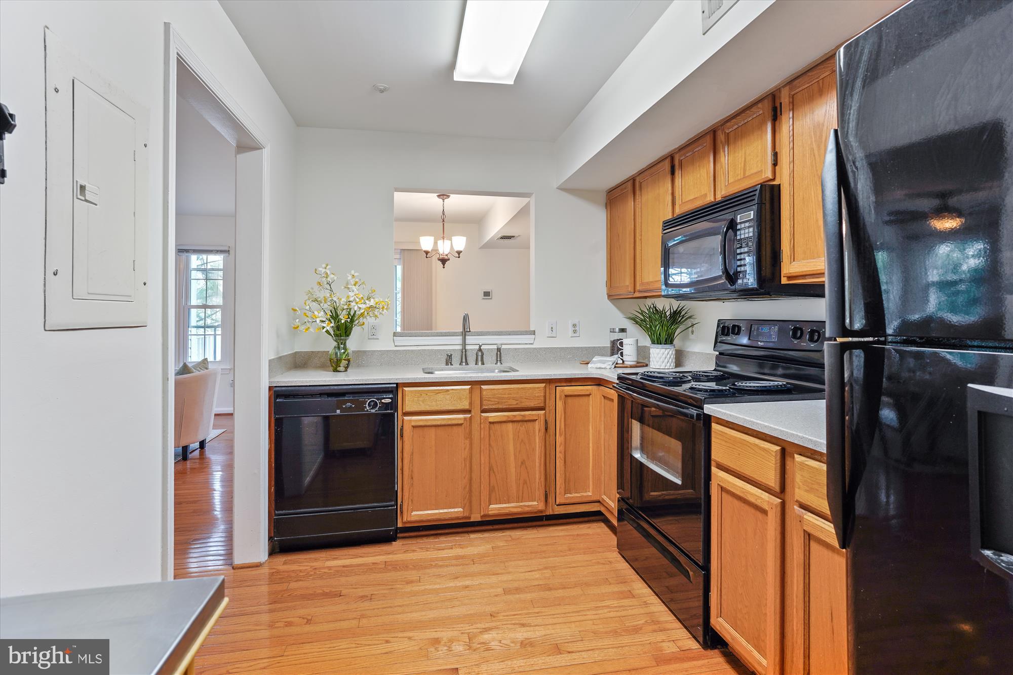 SCENERY POINTE CODM - Residential