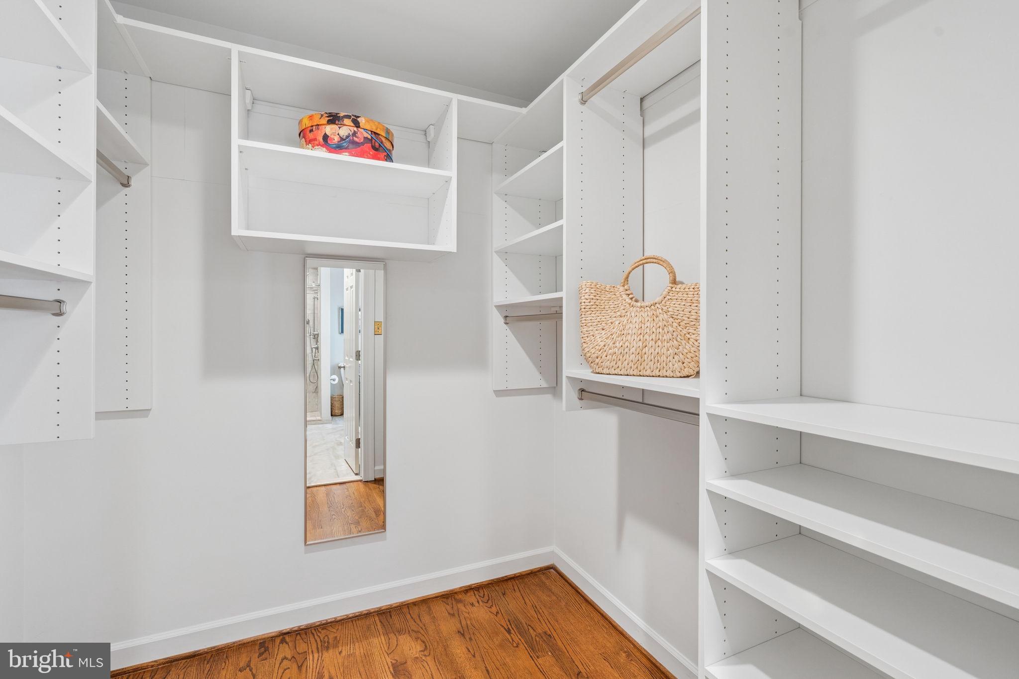 MILLGATE - Residential
