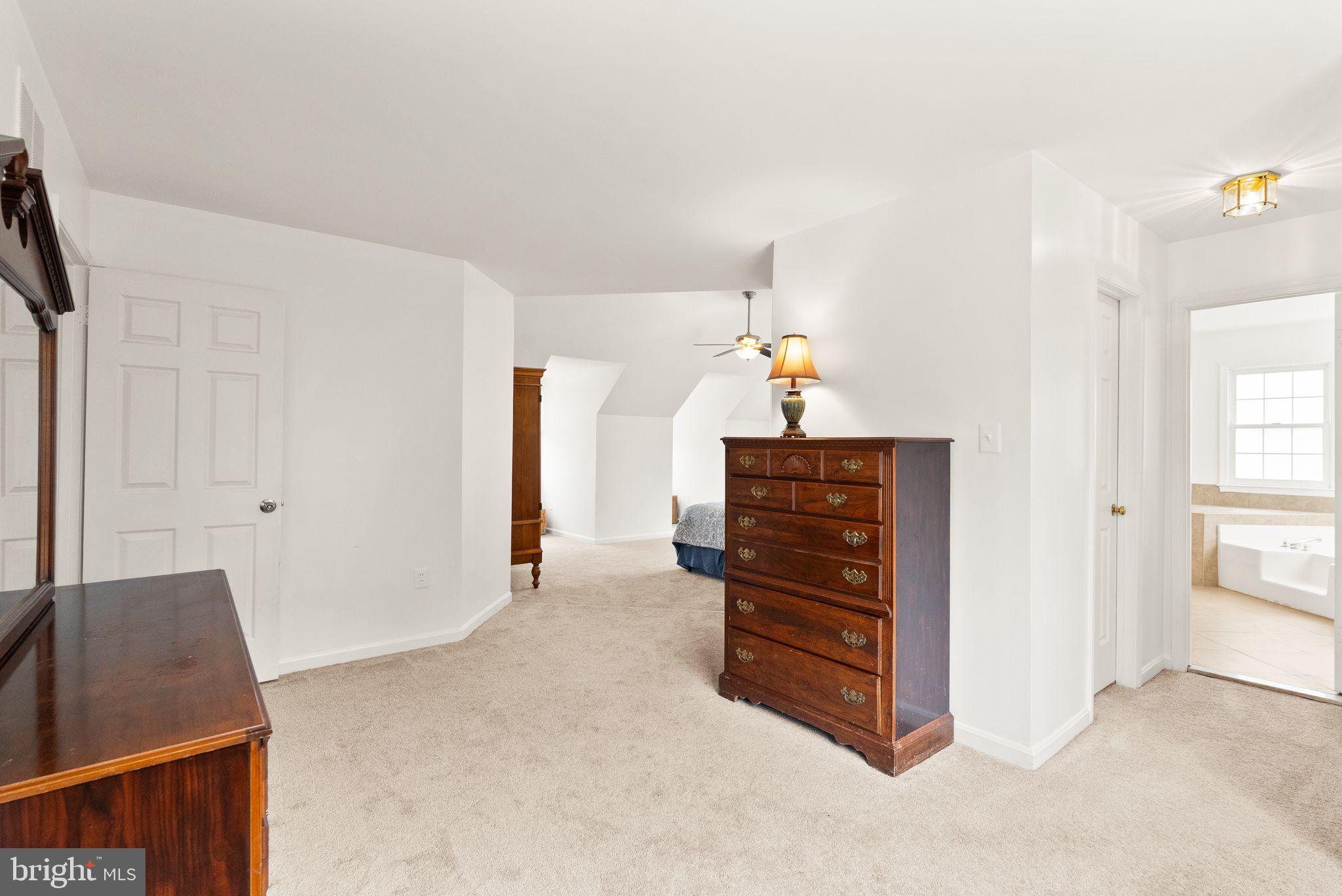 COMPTON HEIGHTS - Residential