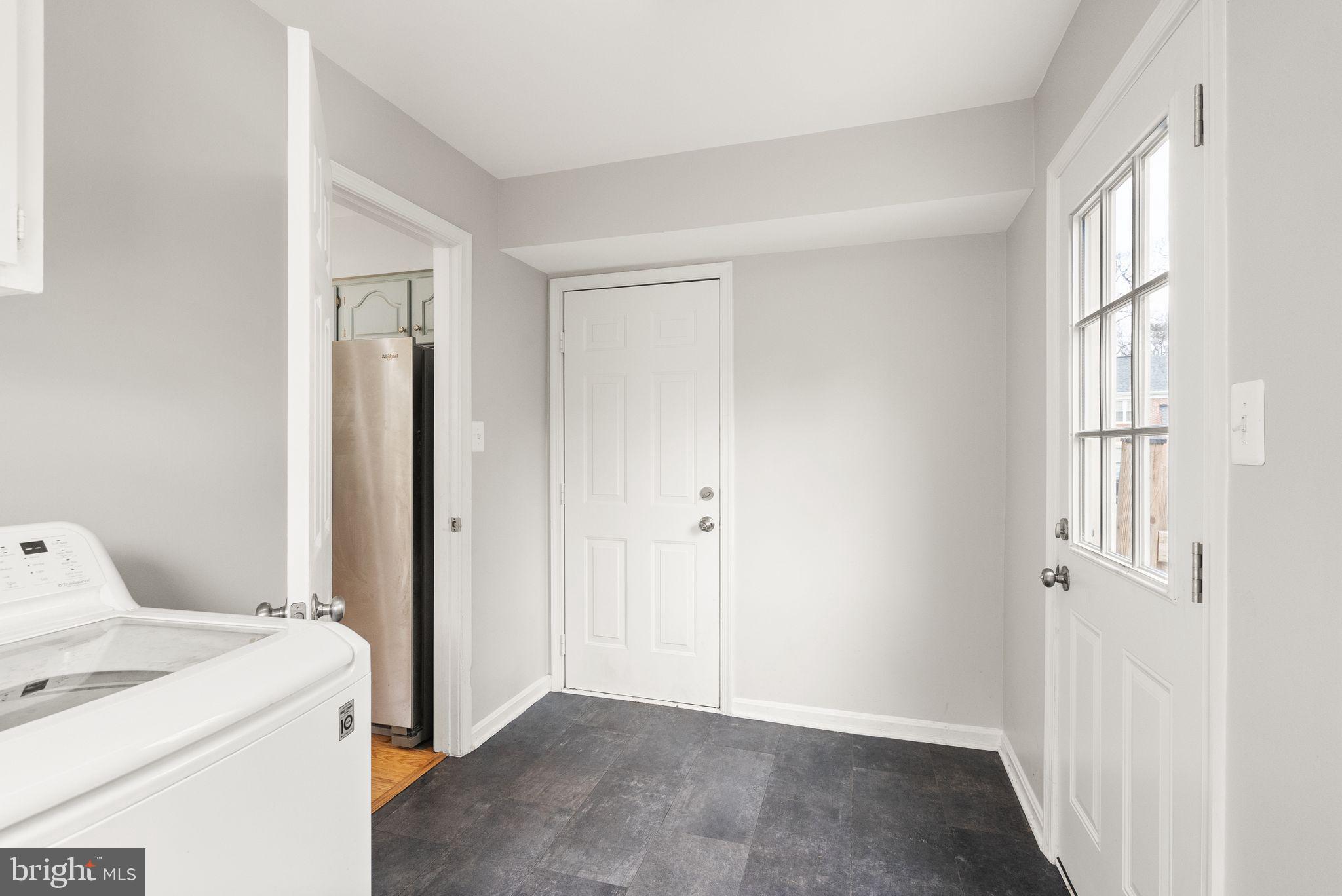 COMPTON HEIGHTS - Residential