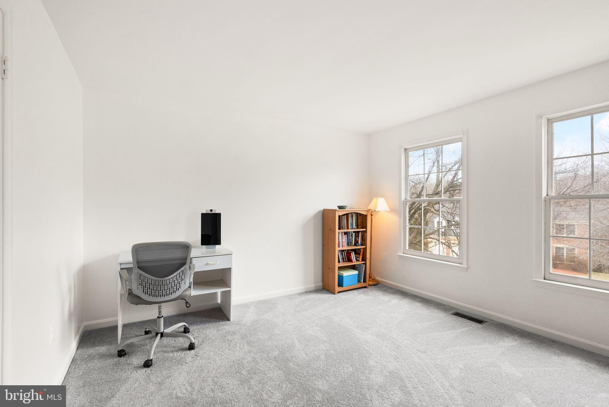 COMPTON HEIGHTS - Residential