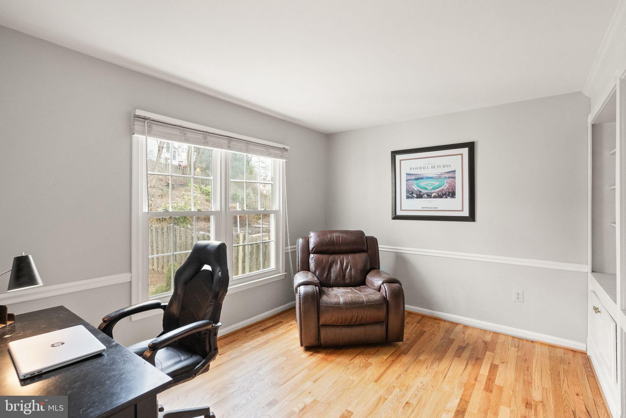 COMPTON HEIGHTS - Residential