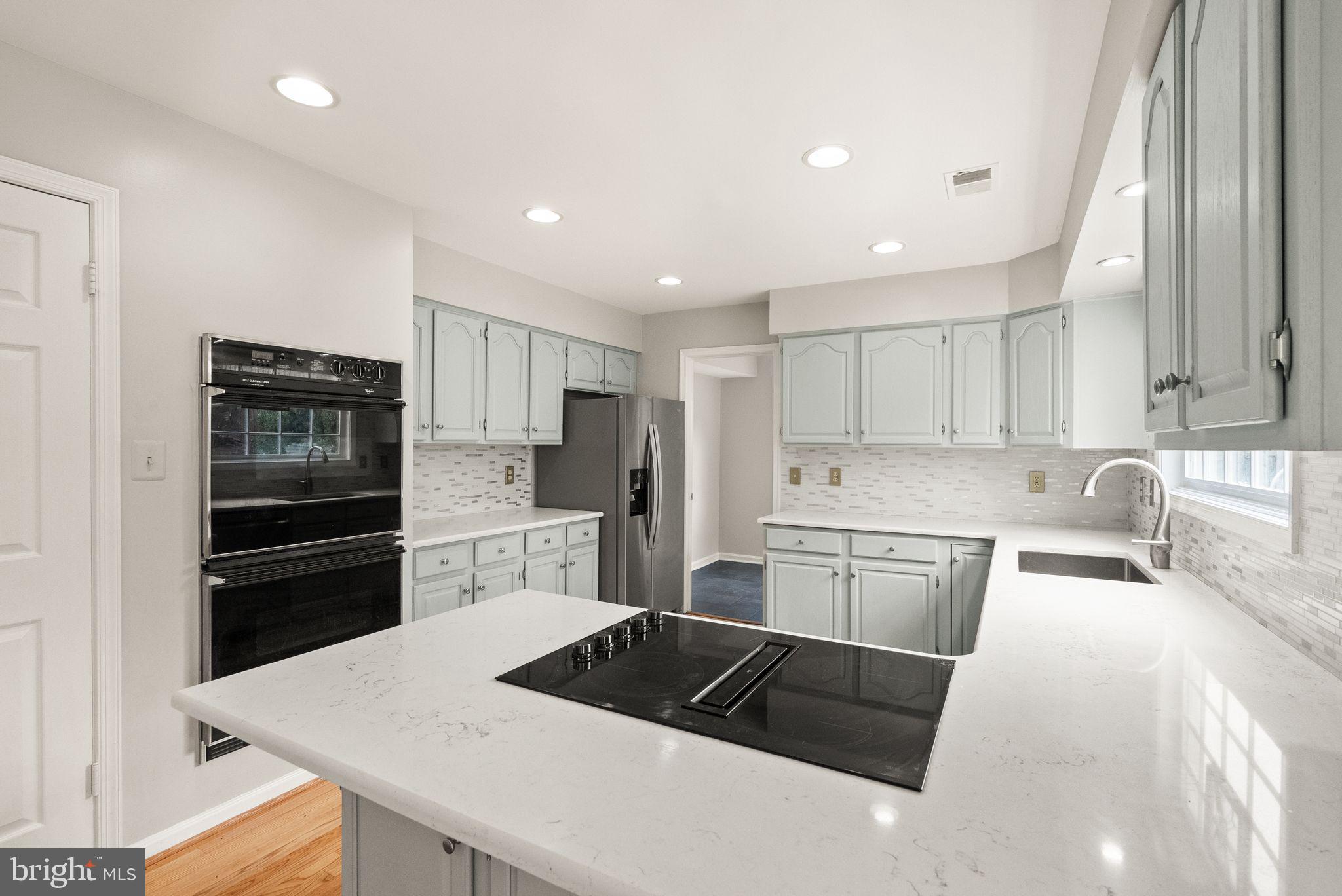 COMPTON HEIGHTS - Residential