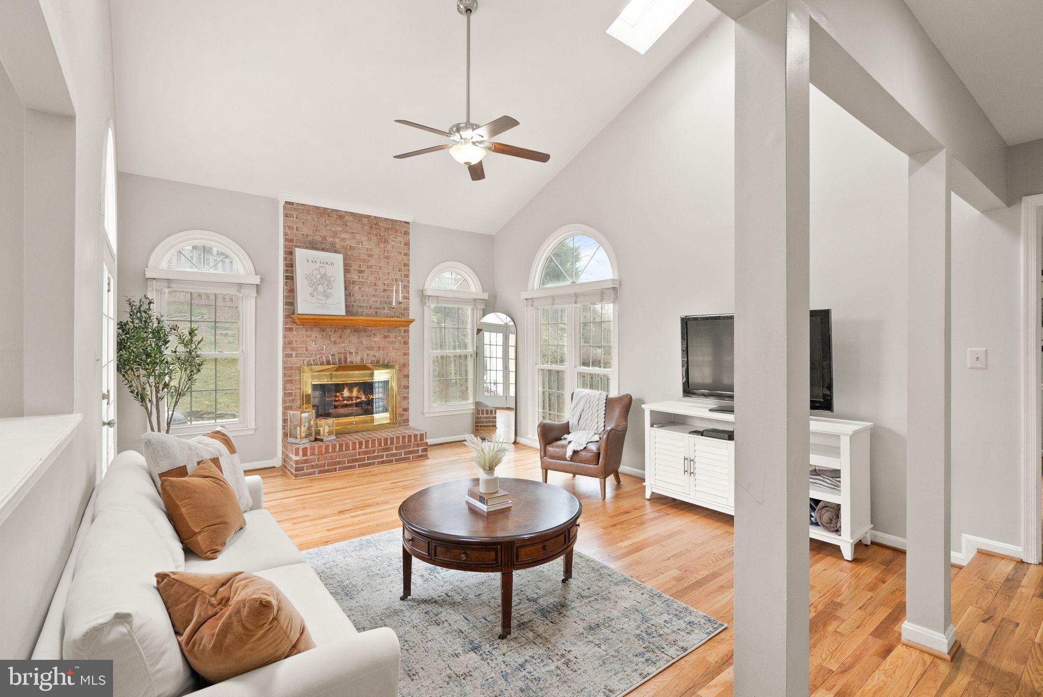 COMPTON HEIGHTS - Residential