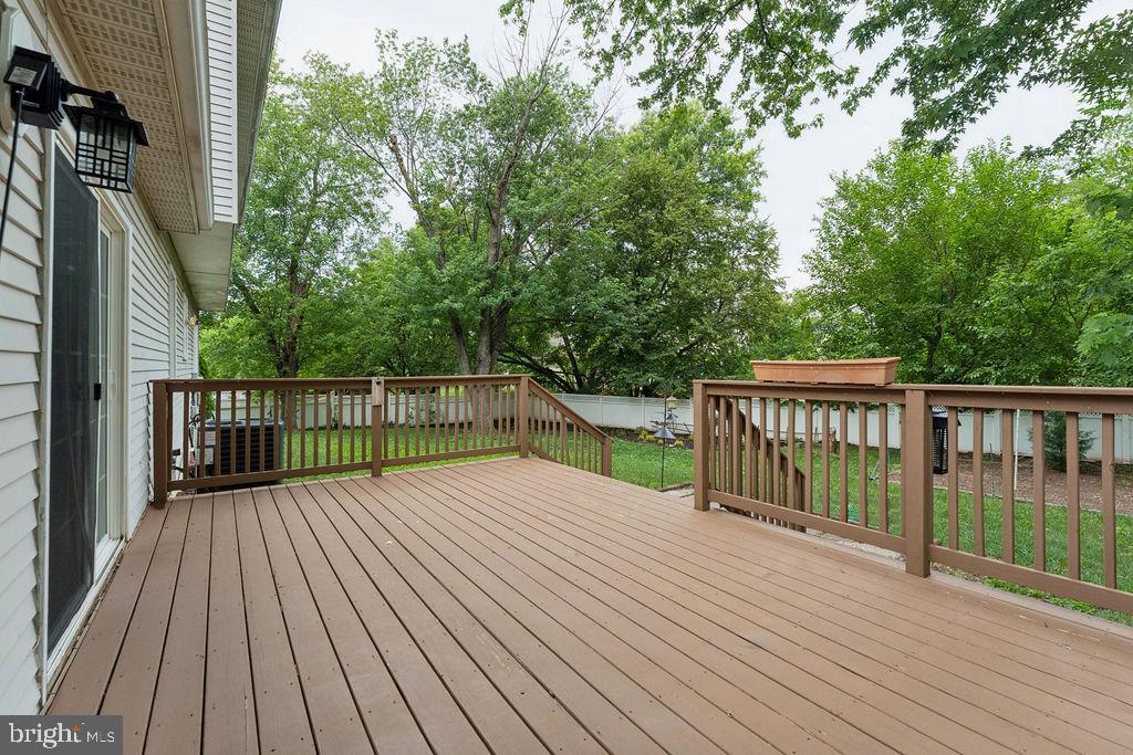 WELLINGTON/CLOVERHILL - Residential