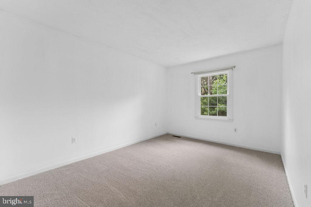 WELLINGTON/CLOVERHILL - Residential