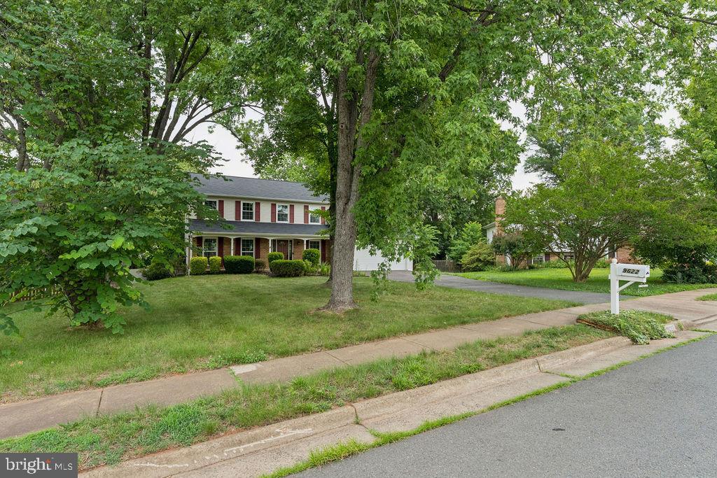 WELLINGTON/CLOVERHILL - Residential