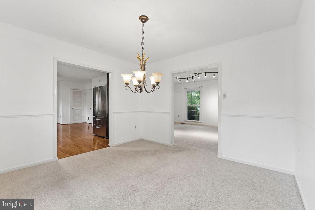 WELLINGTON/CLOVERHILL - Residential