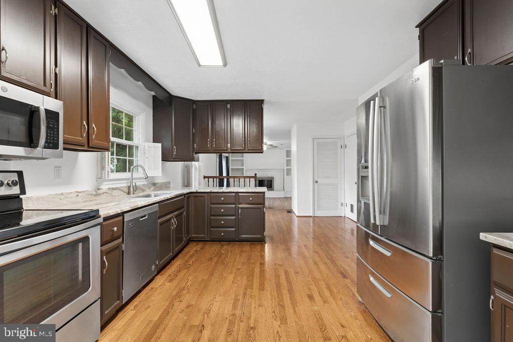 WELLINGTON/CLOVERHILL - Residential