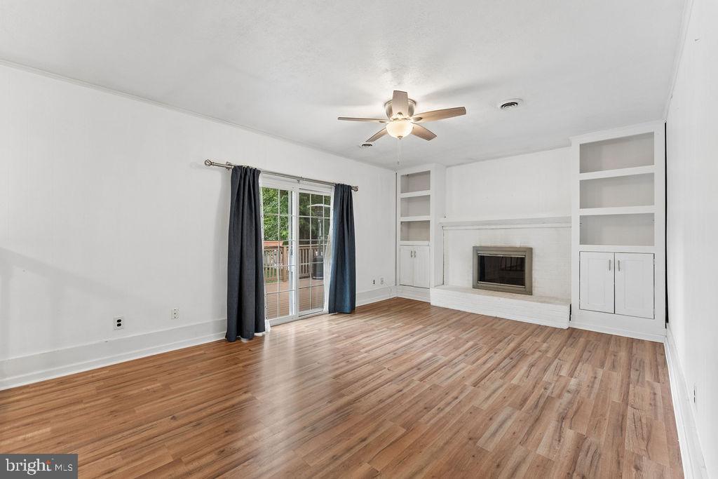 WELLINGTON/CLOVERHILL - Residential
