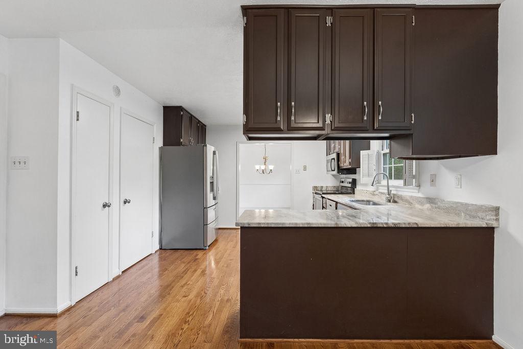 WELLINGTON/CLOVERHILL - Residential