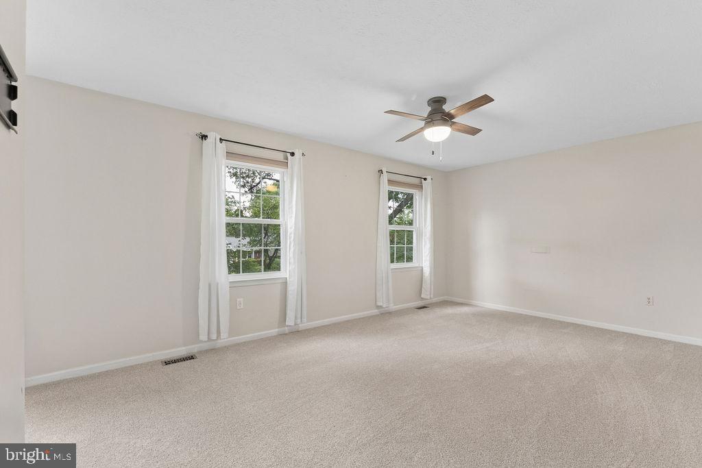 WELLINGTON/CLOVERHILL - Residential