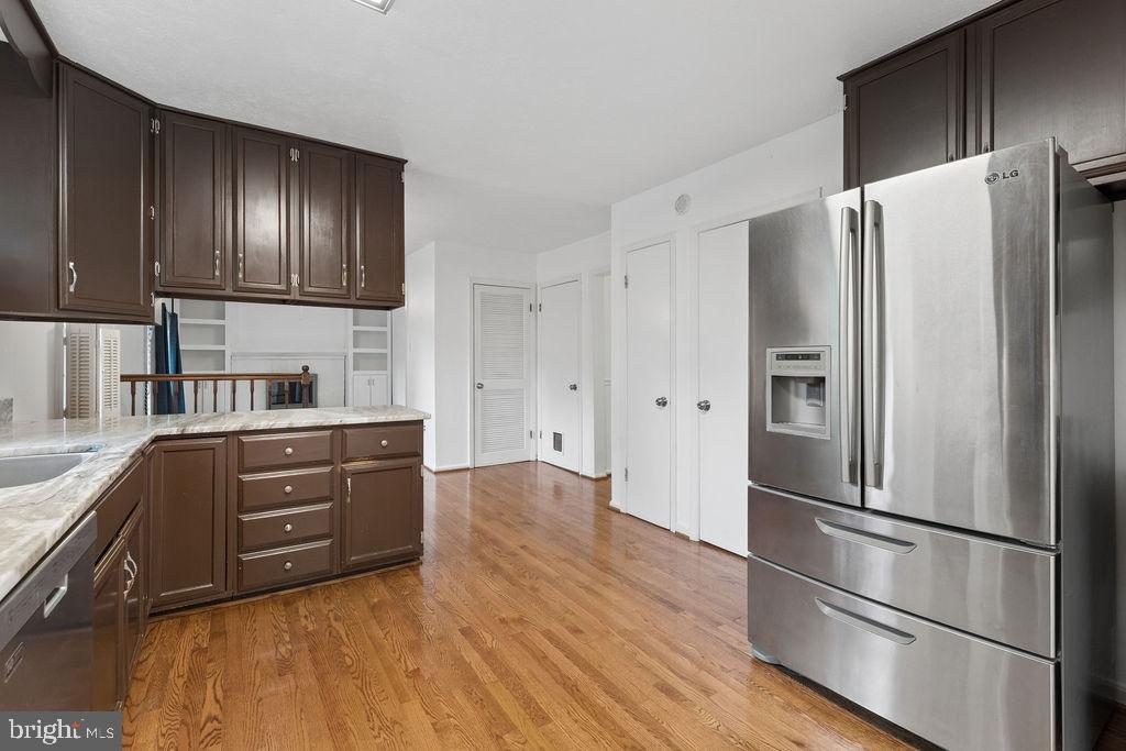 WELLINGTON/CLOVERHILL - Residential