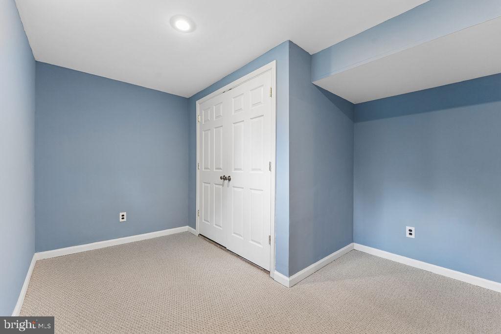 WELLINGTON/CLOVERHILL - Residential