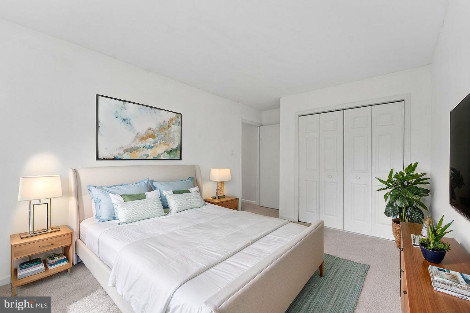 WELLINGTON/CLOVERHILL - Residential