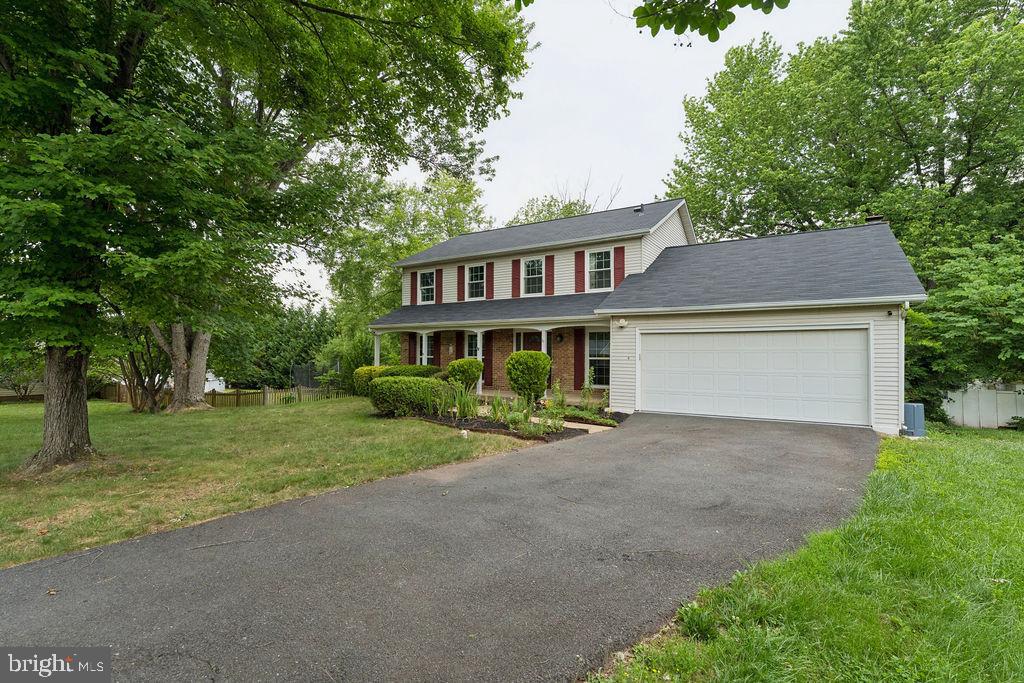 WELLINGTON/CLOVERHILL - Residential