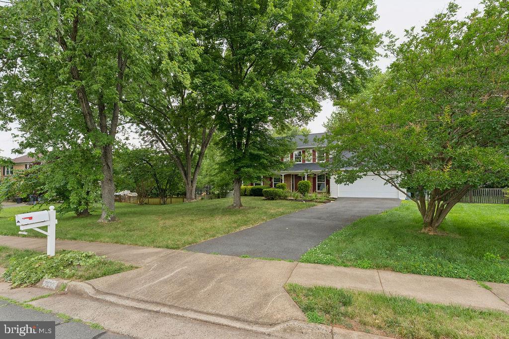 WELLINGTON/CLOVERHILL - Residential