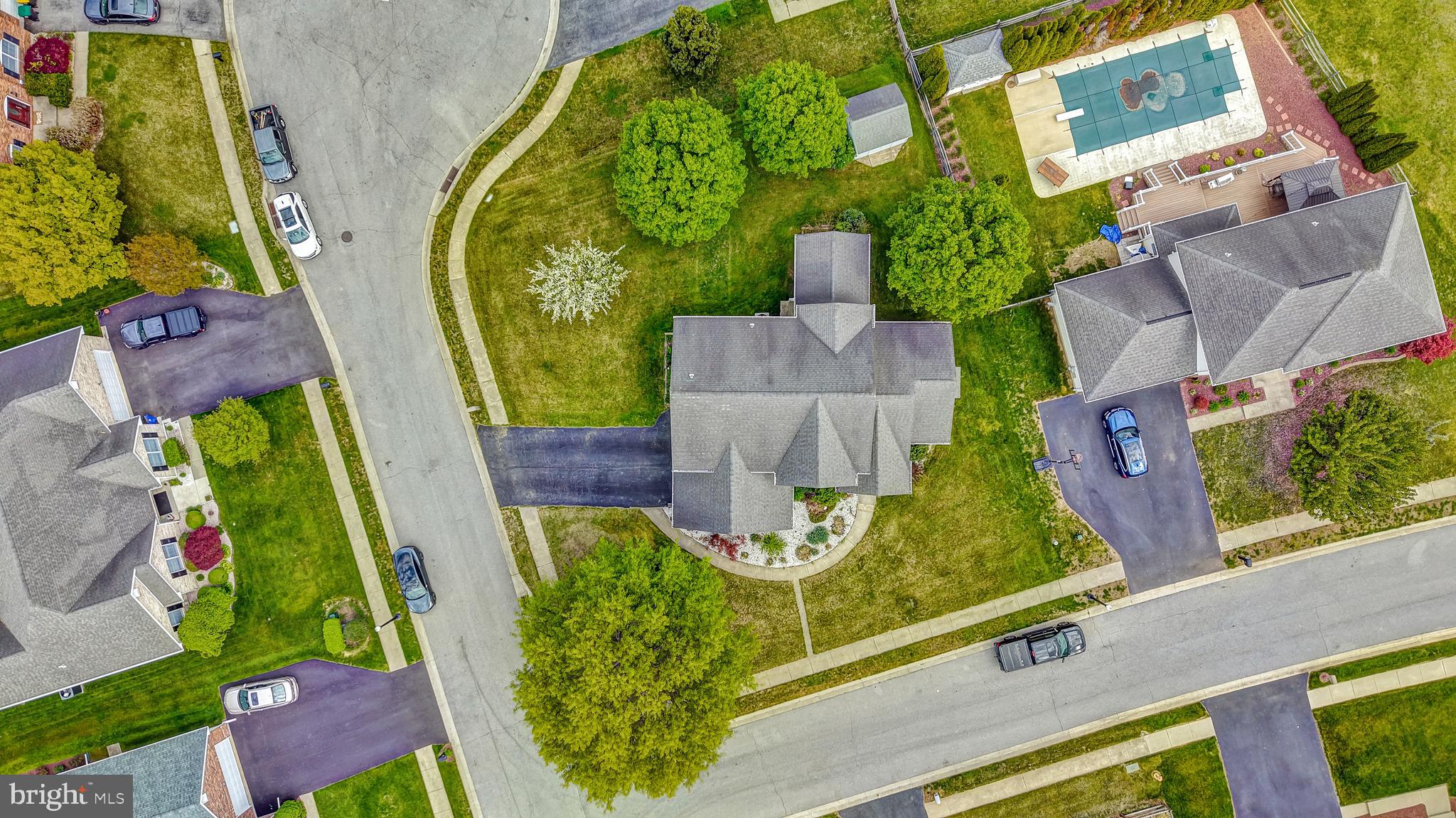 MANSION FARMS - Residential